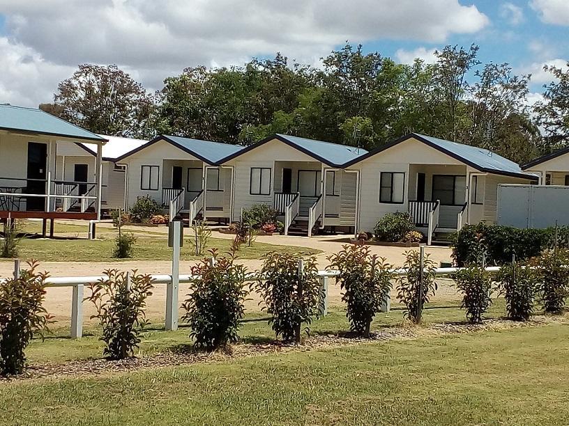 Wondai Accommodation Units And Villas Экстерьер фото