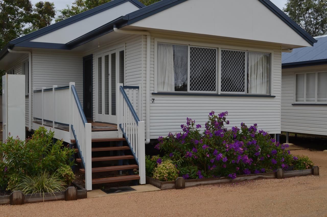 Wondai Accommodation Units And Villas Экстерьер фото