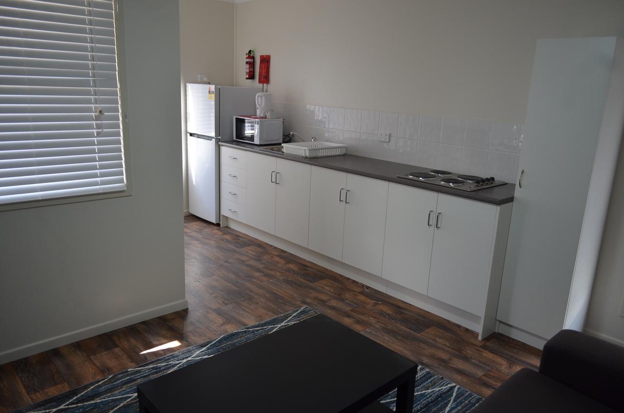 Wondai Accommodation Units And Villas Экстерьер фото
